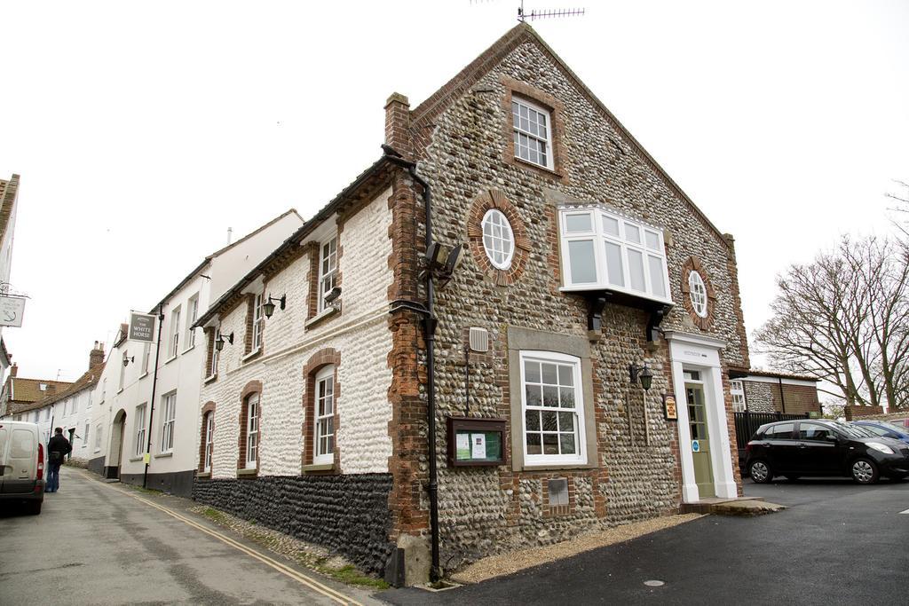 The White Horse Blakeney Exterior foto